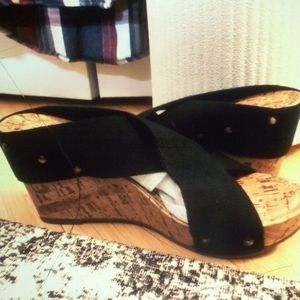 Esprit Wedges